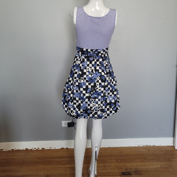 Moschino Jeans Balloon Skirt Mixed Print Dress, GUC, Size 2 - Picture 3 of 10